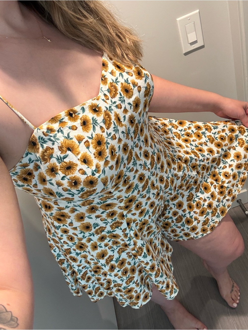 Vintage Made in USA Nikki & Co Sunflower Romper - Yellow Floral